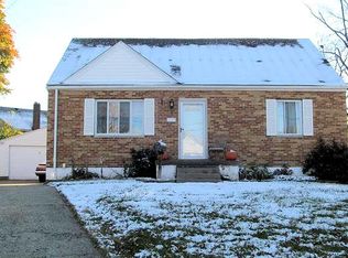 1927 Acorn Dr, Cincinnati, OH 45231
