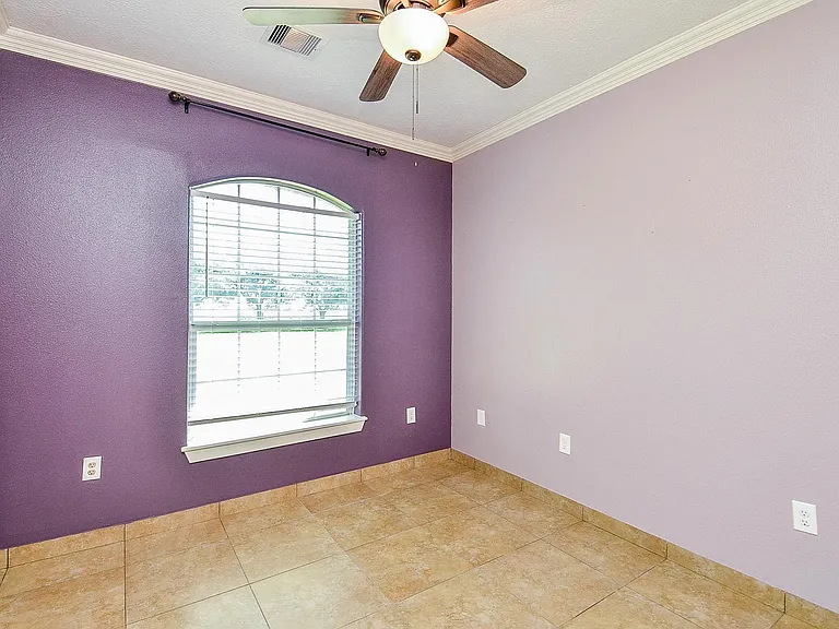 5575 Bollinger Rd — Photo 12