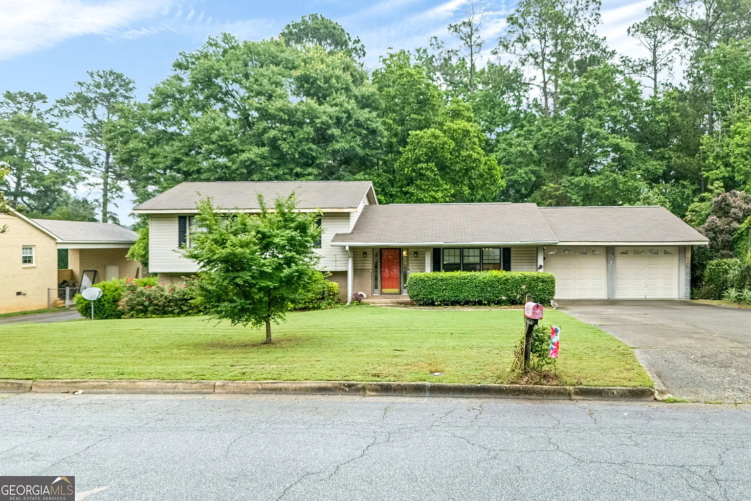 6336 Fox Chapel Dr photo 1