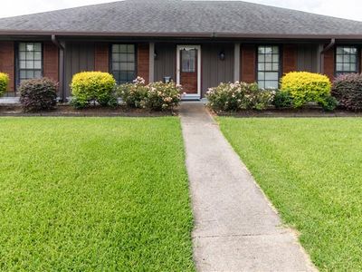 40 Eucalyptus St, Sulphur, LA, 70663