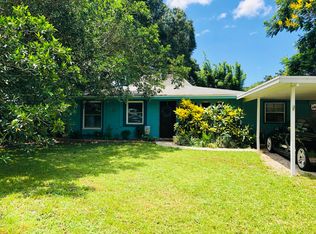 2128 Hyde Park Cir, Sarasota, FL 34239