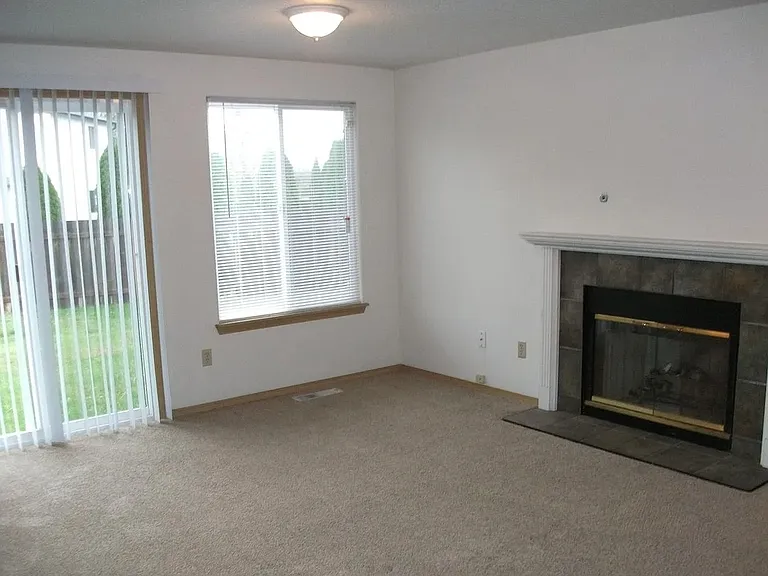 15912 NE 47th St — Photo 9