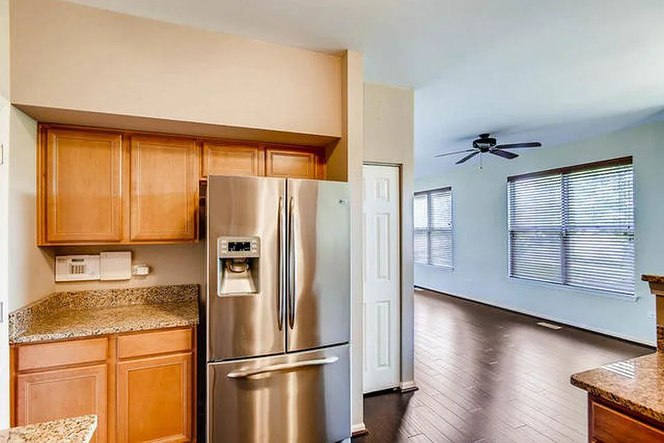 2137 Sunrise Cir