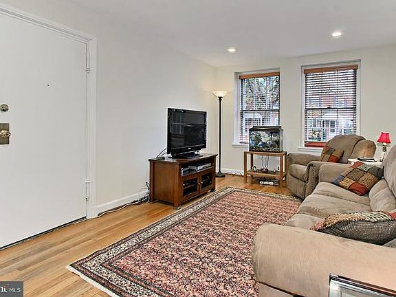 4th image of 2834 S Abingdon St APT A1