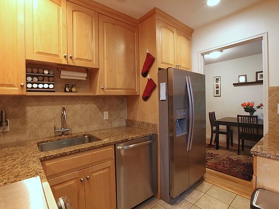 2nd image of 156 S Buckhout St