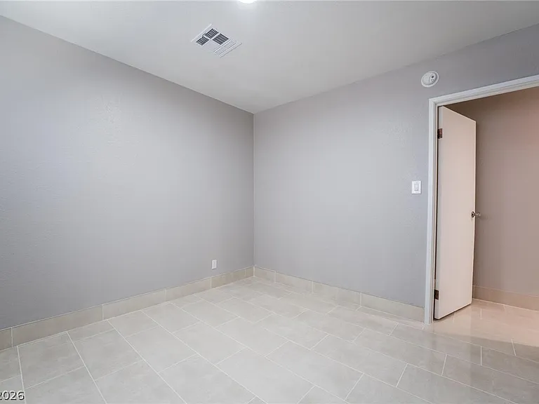 5279 Vicksburg Ave — Photo 25