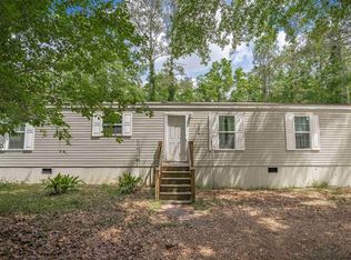 1220 R L Coward Rd, Hopkins, SC 29061