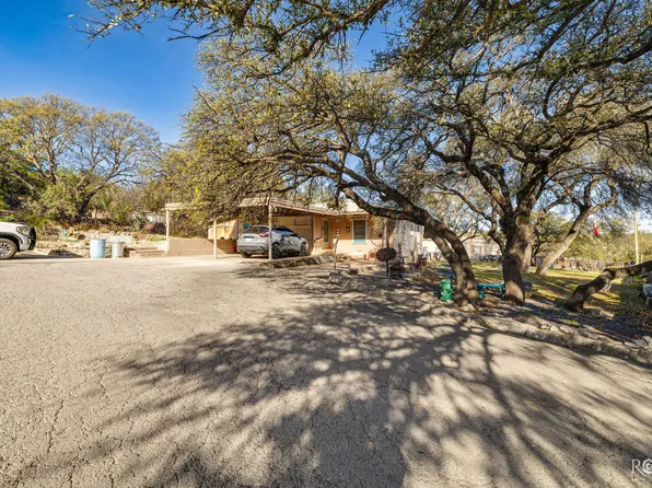 307 W 8th St, Sonora, TX 76950