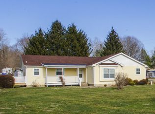 685 Pavillion St, Coolville, OH 45723