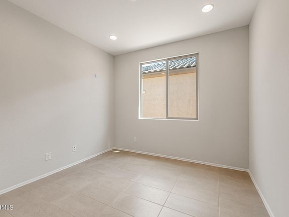 2nd image of 21493 N 269TH Avenue