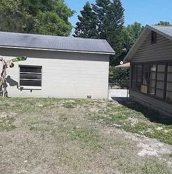 2nd image of 309 N Fern Dr