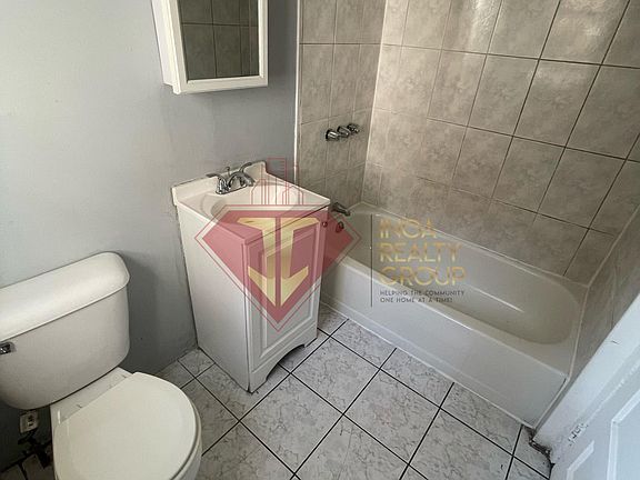 3rd image of 783 S 11th St #3R