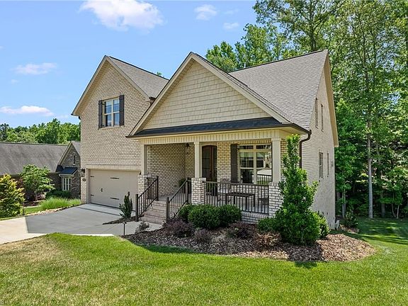 3rd image of 2261 Cambridge Oaks Dr