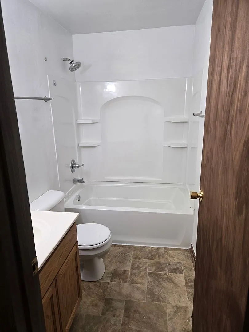 Williams Street Apartments LLC — Photo 3