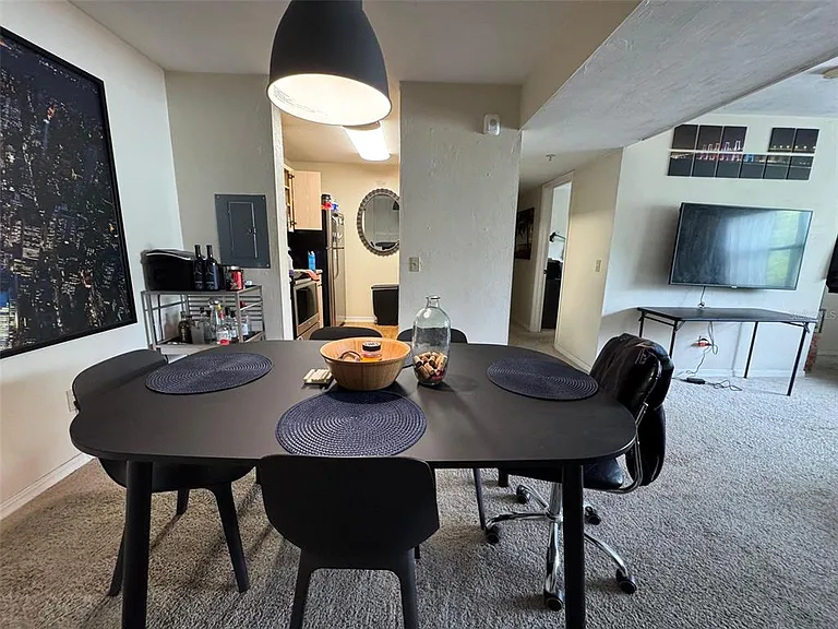 2360 SW Archer Rd #915 — Photo 4