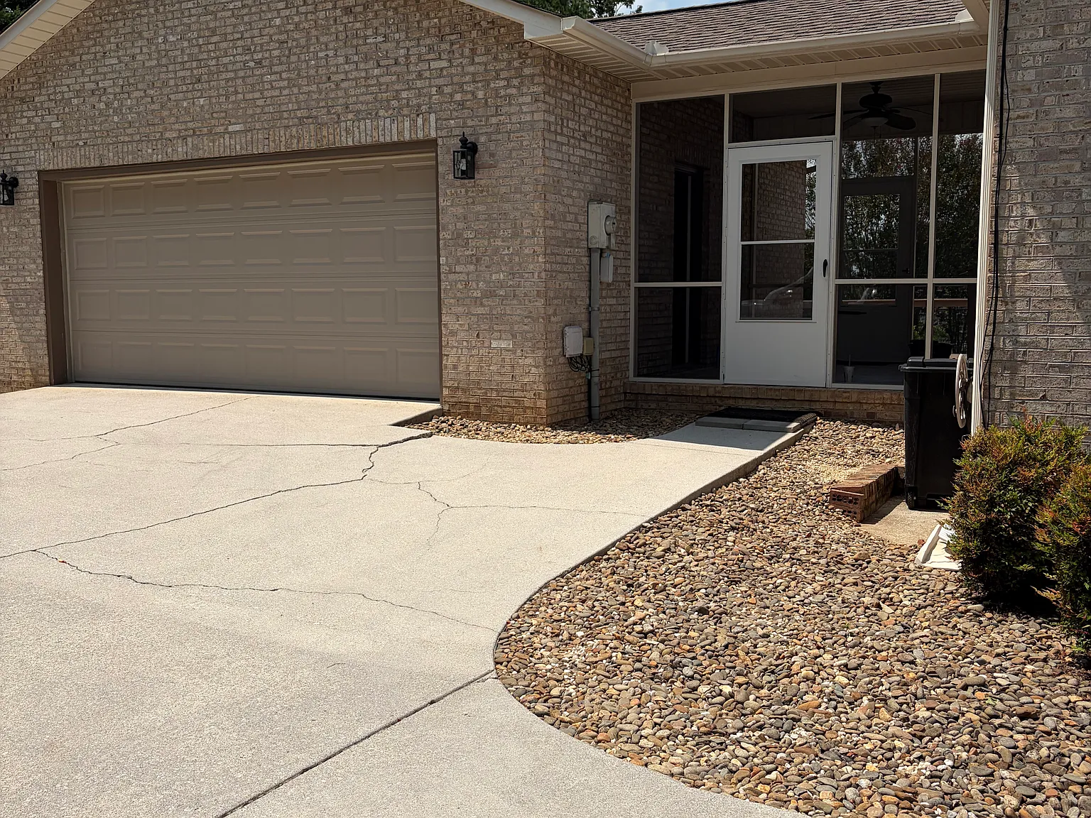309 S Coleman Dr — Photo 3