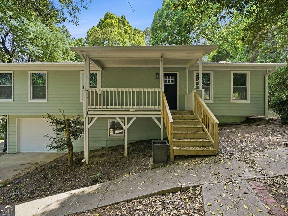 1st image of 303 Quail Hollow Dr