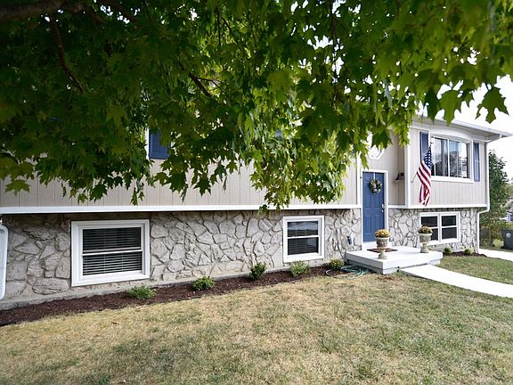 2nd image of 604 Tundra Ct