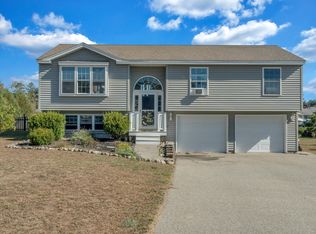 3 Misty Meadows Dr, Biddeford, ME 04005