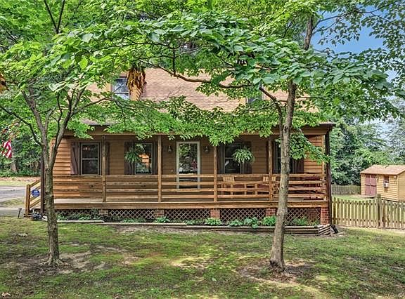 3rd image of 7112 White Pine Ct
