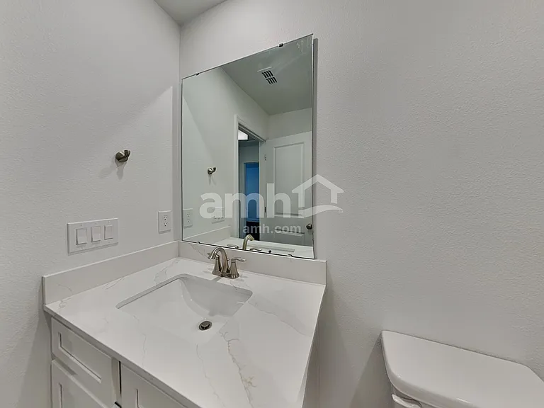 16397 Aubergine Aly — Photo 17