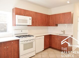 1343 N Wells St #3, Chicago, IL 60610