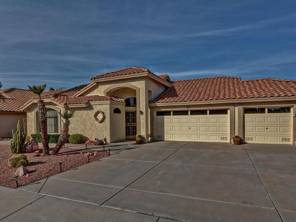 1st image of 9136 W Palm Tree Dr