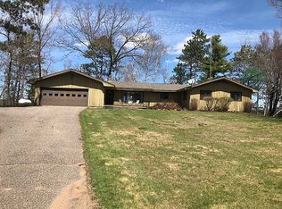 217 S Shore Rd, Crystal Falls, MI 49920