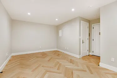 Rented by Akelius Real Estate Management