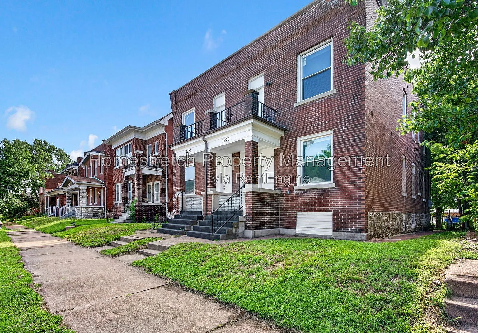 1 bed, 1.0 bath, 901 sqft, $950 — Photo 3