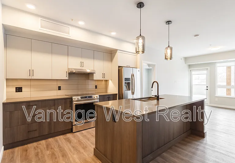 1215 Saint Paul St #205 — Photo 1