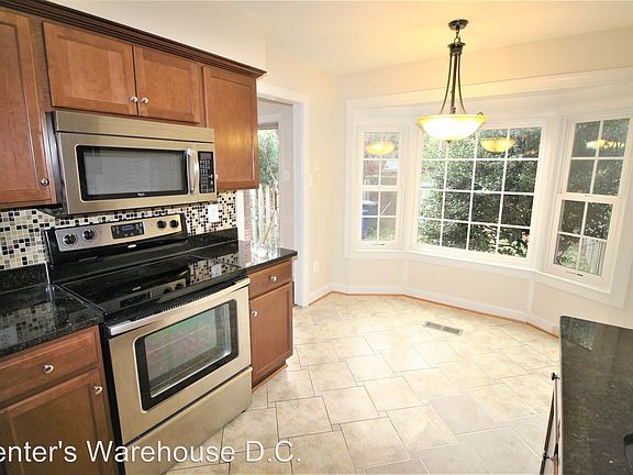 3rd image of 2214 N Tuckahoe St