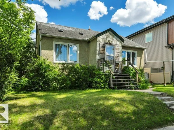 12049 65th St NW, Edmonton, AB T5W 4L6