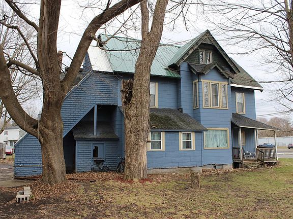 4th image of 72 Clinton Ave