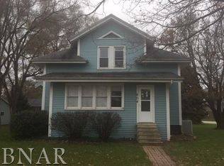 404 W Randolph St, Heyworth, IL