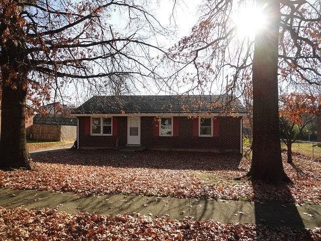 1st image of 253 Bryanwood St