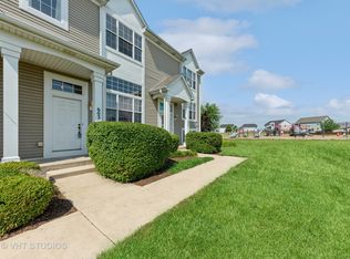 602 Silver Leaf Dr, Joliet, IL 60431