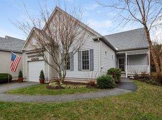 10 Cranberry Knoll Ct, Bourne, MA 02532
