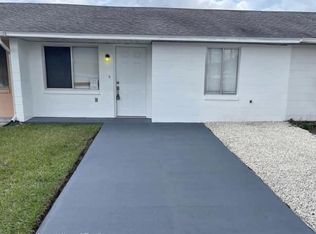 1210 Spinks Ln, Sebring, FL 33870