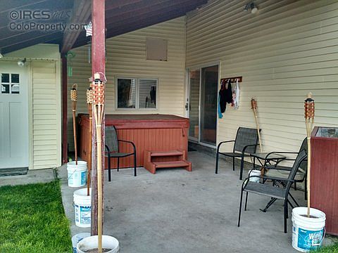 4th image of 851 E Gordon St