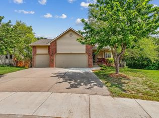 719 S Westview Cir, Andover, KS 67002