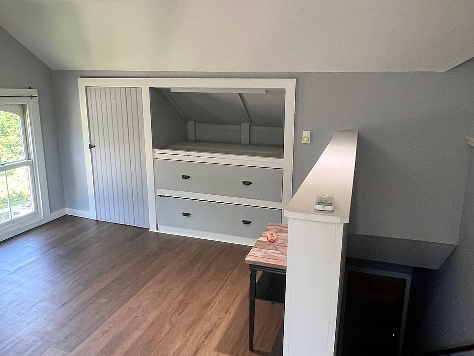 1st image of 655 Chestnut St APT 3