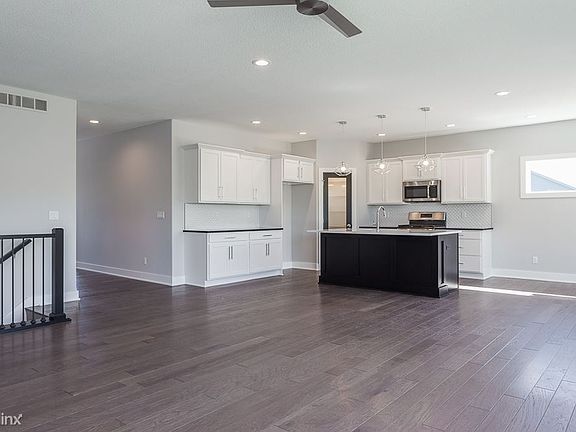 16318 Springbrook Tr-5