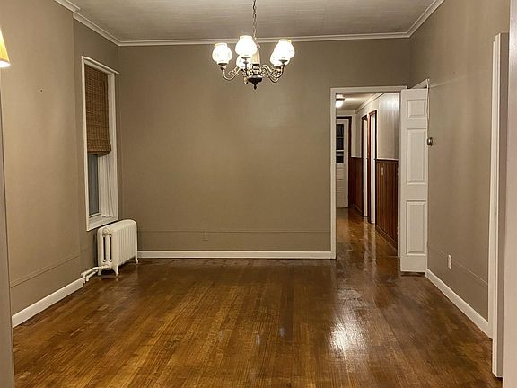 2nd image of 920 24th St Floor 2