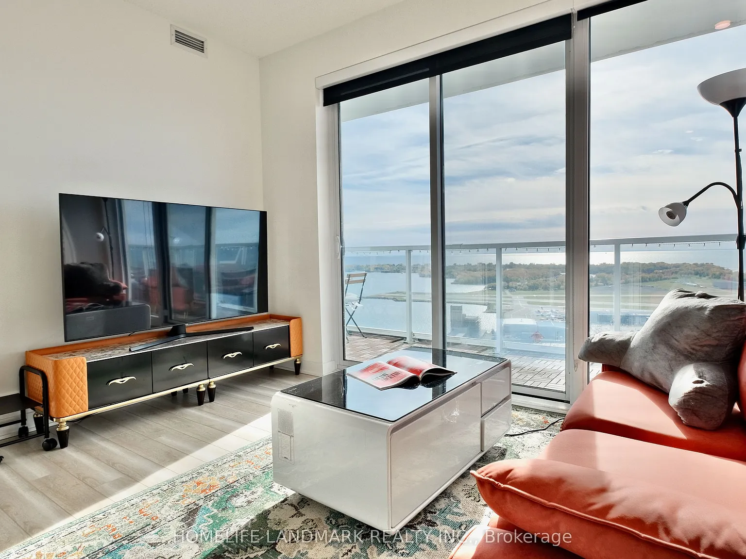 3 bed, $3,900 — Photo 4