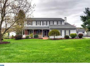 2212 Heather Ln, Gilbertsville, PA