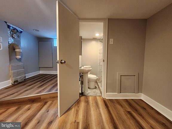 4th image of 3114 W Gordon St Floor 1
