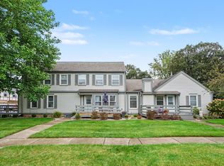 5591 Grand Traverse Ln, Portage, MI 49024
