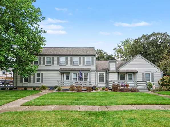 5591 Grand Traverse Ln, Portage, MI 49024