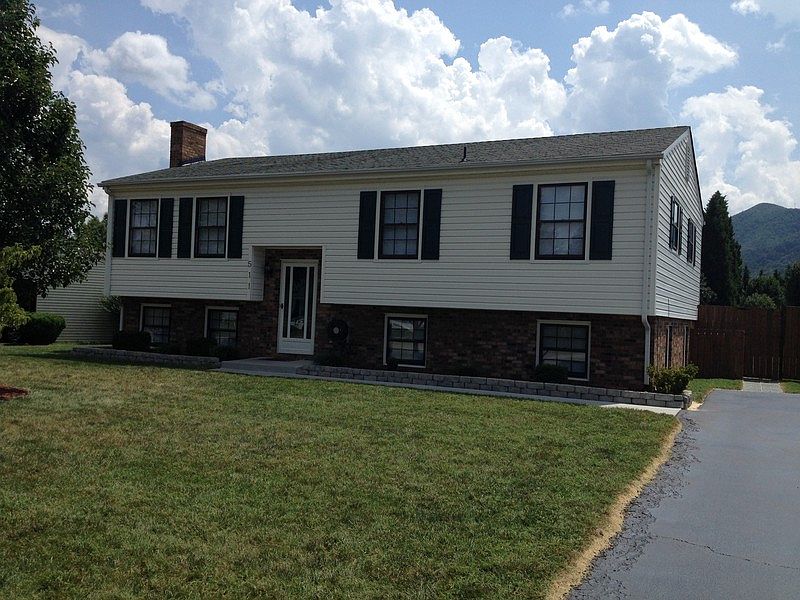 1st image of 511 Bonnie Ln